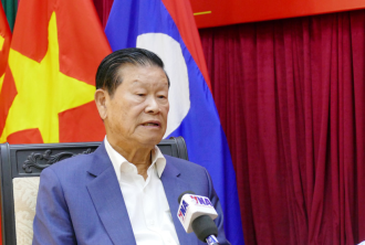 Former Lao official hails Vietnam’s achievements after 40 years of renewal 